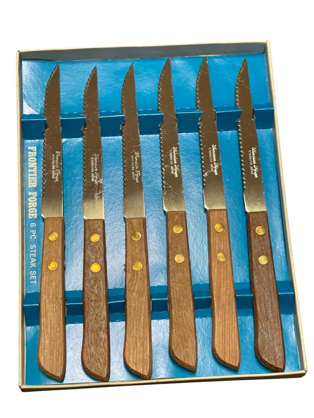 Frontier Forge Serrated Blade Riveted Wood Grain Handle Steak Knives Set of 5